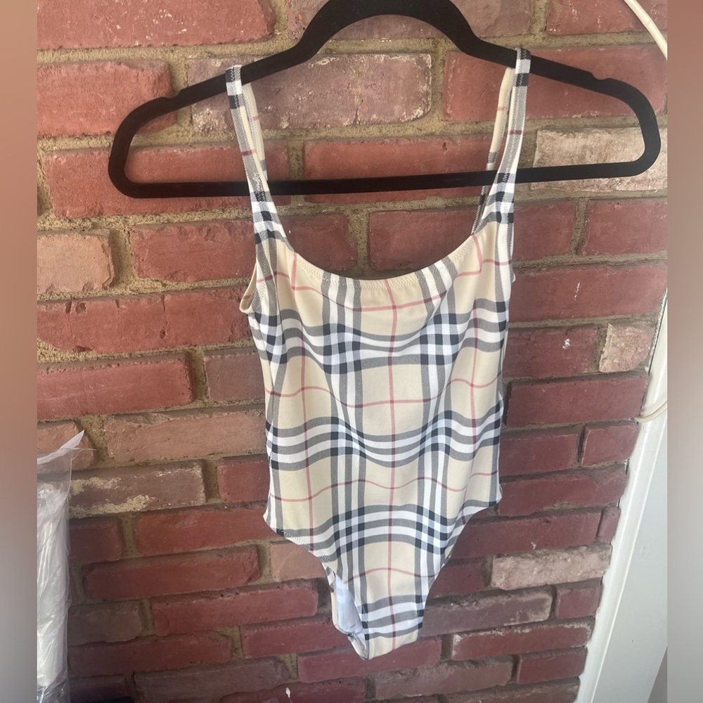 🔥USED 🔥 Square neck badge checkered bathing suit.